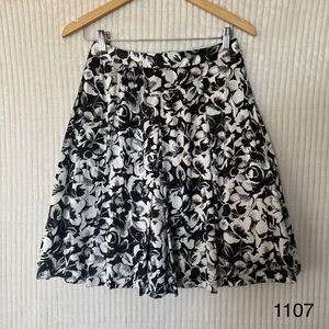St John Couture Women's Silk Floral Skirt Black White Size 2